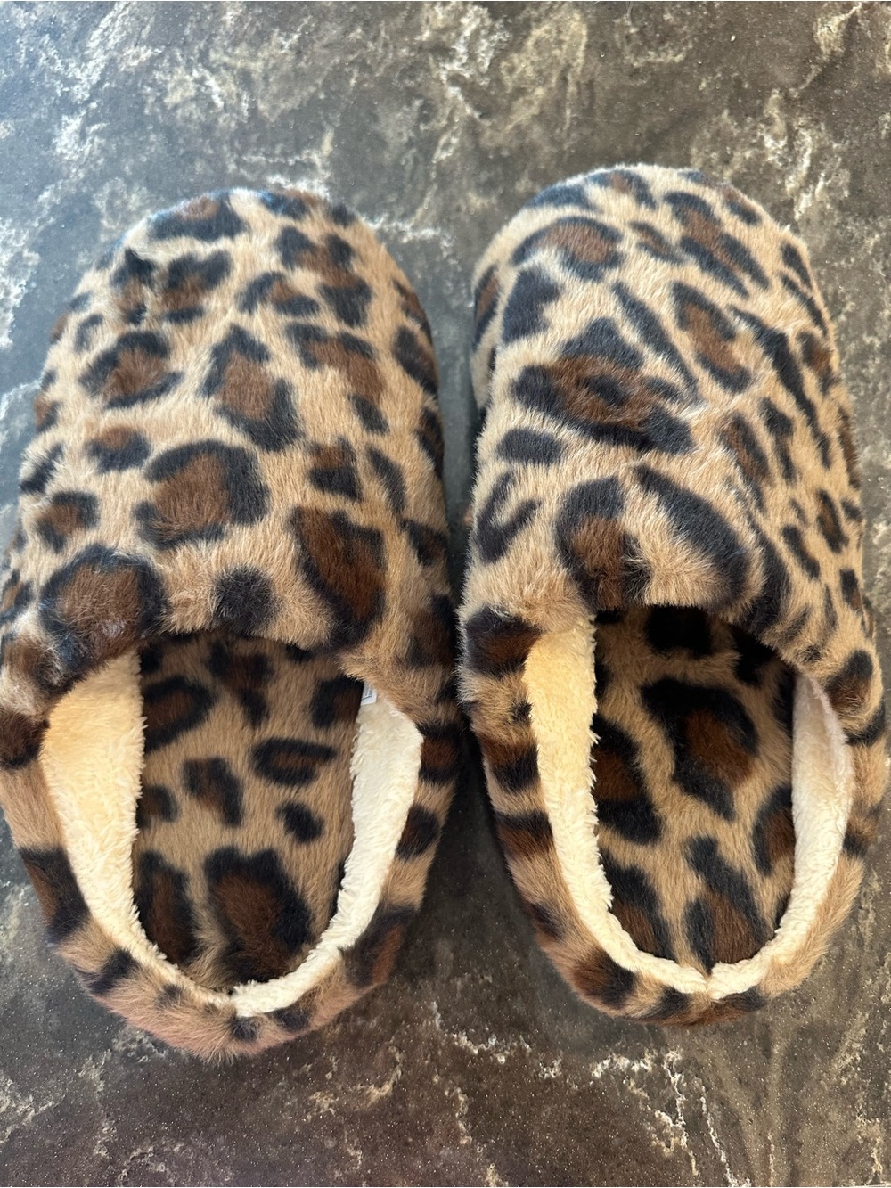 Women’s Size 10 Leopard Print Faux Fur Slip-On Slippers - Brown